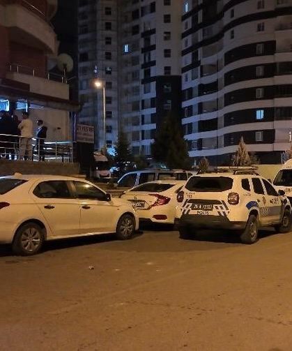 İş Arkadaşının Cansız Bedenini Evde Buldu