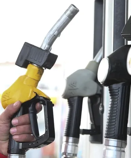 Benzine İndirim Tabelaya Yansıdı