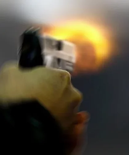 Tartıştığı Karısının Kafasına Sıktı!