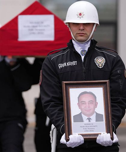 Araç Muayene İstasyonunda Polis Öldürüldü!