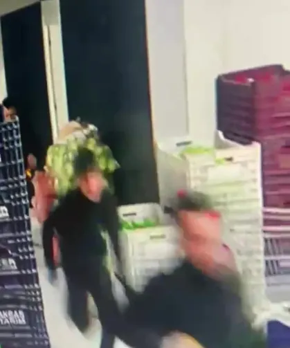 Deprem Anındaki Panik Kamerada