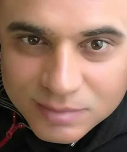 Eşini Sigara İçti Diye Delik Deşik Etti!