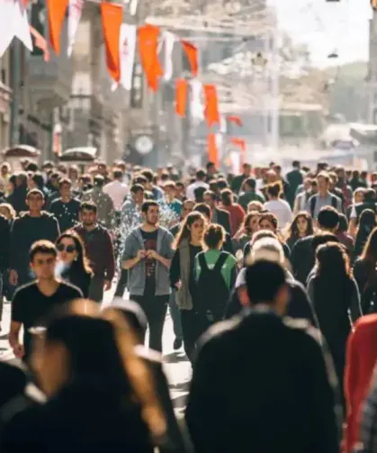 40 Yıl Öncesine Göre Neden Daha Hızlı Yürüyoruz?