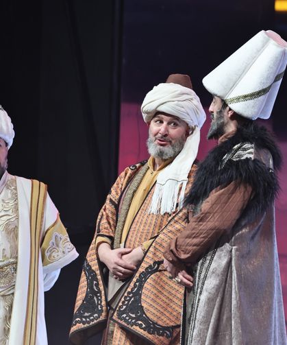 Kocaeli Şehir Tiyatroları İstanbul’da Perde Açtı