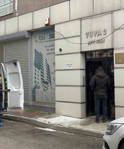 Yedinci Kattan Atladı: Karısını Boğarak Öldürmüş