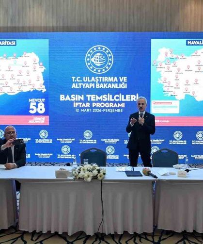 Bakan Uraloğlu: “15 Yaş Altı Sosyal Medya Kullanmasın”