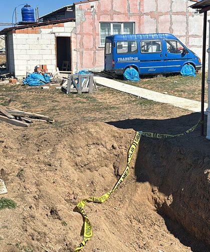 Öz Kızını Öldürüp Bahçesine Gömdü