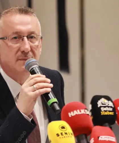 Yasak Aşk İddiaları Sonrası İstifa Kararı