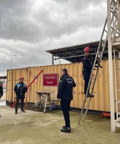 Büyükşehir personeline “yüksekte çalışma” eğitimi