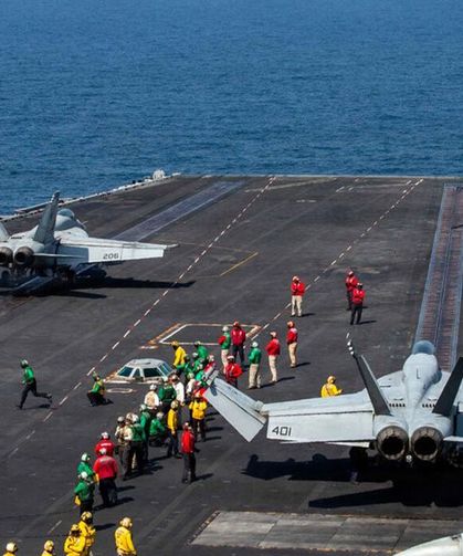 İran: Amerikan Uçak Gemisini Vurduk