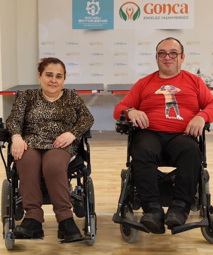 Tekerlekli sandalyede başlayan aşk: Gonca’da engelleri aşan hayat
