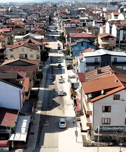 Kartepe’de yollar baştan aşağı yenileniyor