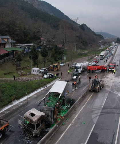 Korkunç Anlar! Ortalık Savaş Alanına Döndü