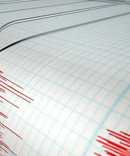 7.4 Büyüklüğünde Deprem Oldu: Tsunami Uyarısı Yapıldı