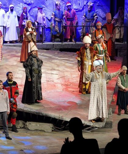 “Sinan” Oyunu İstanbul’da Büyük İlgi Gördü