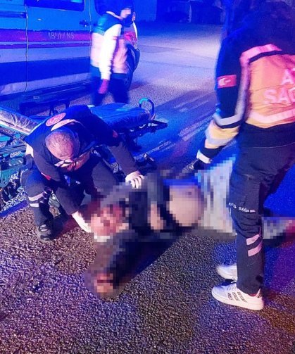 Kavgada Göğsünden Bıçaklanan Genç Hayatını Kaybetti