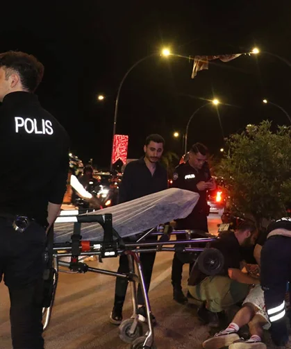 Derbi Sevinci Kana Bulandı: Taraftar Bıçaklandı