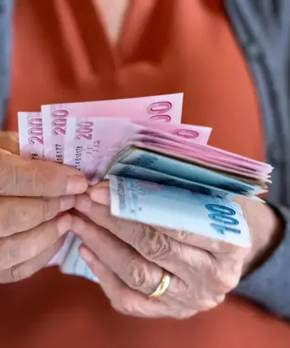 Emekliye Nisan Sürprizi: Maaşlar Yeniden Hesaplanıyor