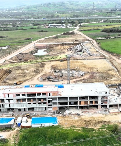 Kocaelispor'un Sevindikli’deki Dev Spor Tesisi Yükseliyor