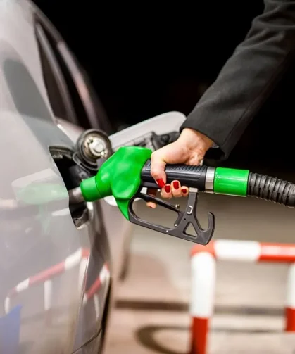 Motorinde indirim kısa sürdü: Bu gece zam bekleniyor