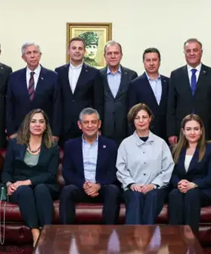 CHP’li başkanlardan olağanüstü kurultay çağrısı