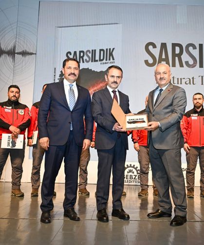 6 Şubat’ın Hafızası “Sarsıldık Sarıldık” ile Anlatıldı