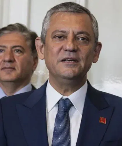 Özgür Özel 14 partiyle bayramlaşacak
