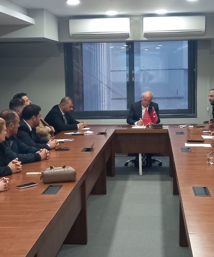 Mutlak butlan kararı sonrası örgüt acil toplandı