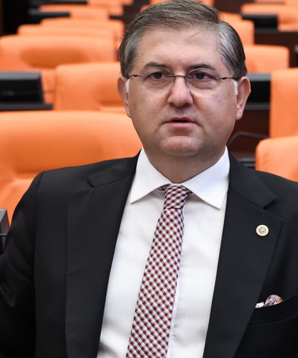 YILDIZLI MECLİSTE İSYAN ETTİ: KOCAELİ'DE ELEKTRİK YOK !