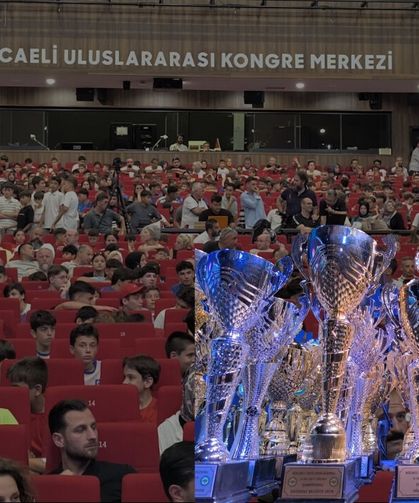 Binlerce amatör sporcunun gözü protokolde: Kupalar bugün sahiplerini buluyor