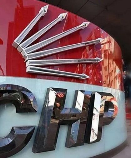 CHP'de Üst Düzey İstifalar Başladı