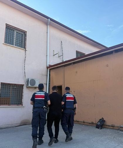 16 Yıl Hapis Cezasıyla Aranıyordu