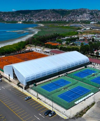 İzmit Tenis Spor Merkezi’ne 4 Kapalı Kort