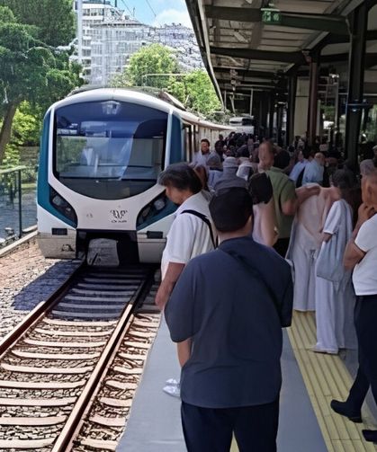 Marmaray’da İntihar!
