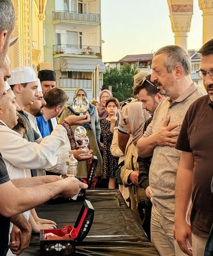 Mehmet Ali Paşa Camii’nde Mukaddes Emanetler ziyareti