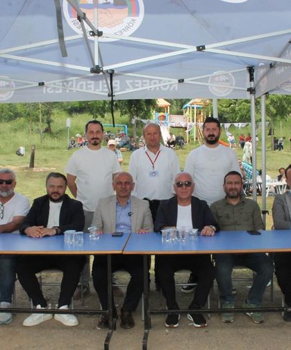 Körfez Cemevi’nin geleneksel pikniğine yoğun ilgi