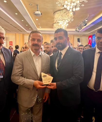 Anahtar Parti Kocaeli’ye Genel Merkezden Plaket