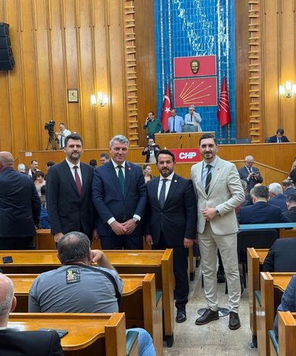 CHP İzmit Ankara’da Özgür Özel’in yanında