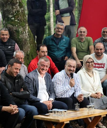 AK Parti Kocaeli’de Mahalle Başkanları Kampa Girdi