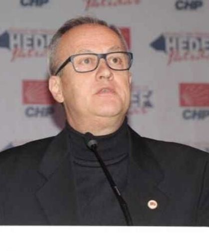 Eski vekil Yurdagül’den sert çıkış: “Köprüleri tamamen yıktı”