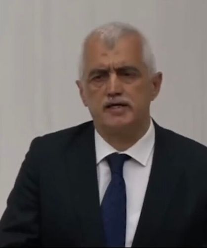 Gergerlioğlu'ndan TBMM'de AK Partili vekillere: "İnsan ölümünden bahsediyorum, gülüyorsunuz"