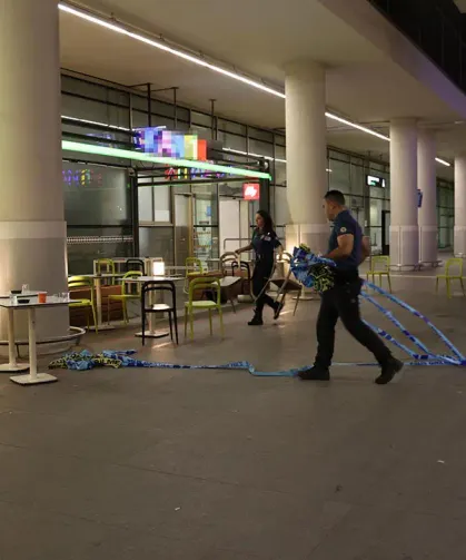 Havalimanında Polislere Saldırı: 4 Yaralı