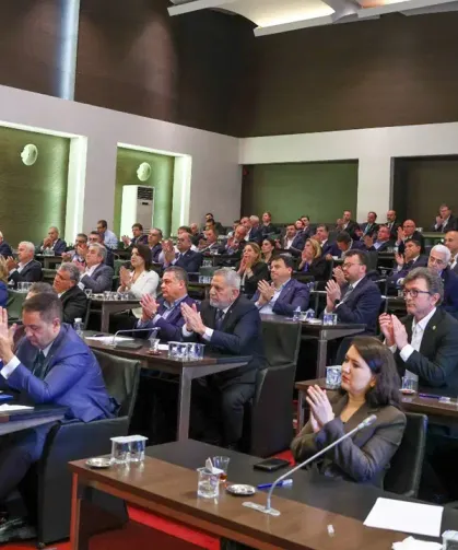 CHP’de toplu istifa hazırlığı: İmza verenlerin sayısı 90’ı geçti