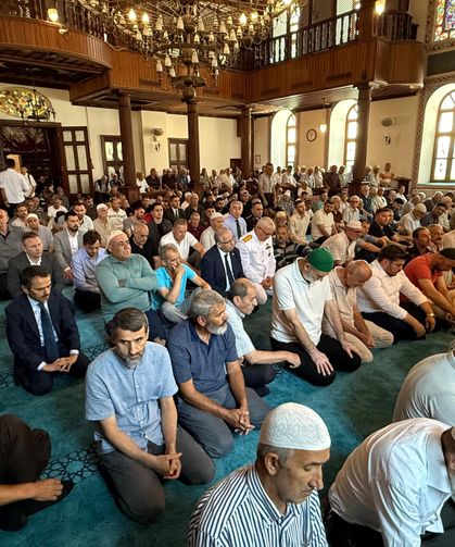 İzmit'te 15 Temmuz Şehitleri Dualarla Anıldı