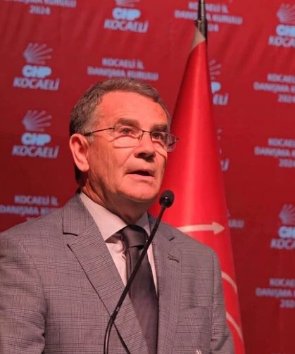 Yeni parti tartışmalarında Bozkurt Uslu safını açıkladı