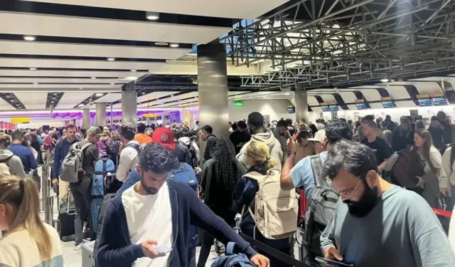 Uçuşa Gelip Rehin Kaldılar