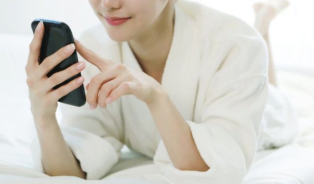 Cep Telefonları Kadınların Adet Döngüsünü Bozuyor