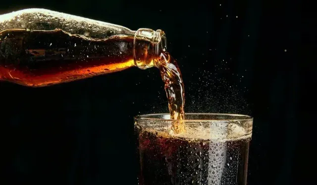 Bir Kutu Gazlı İçecek, 12 Dakika Ömrünüzden Götürüyor!