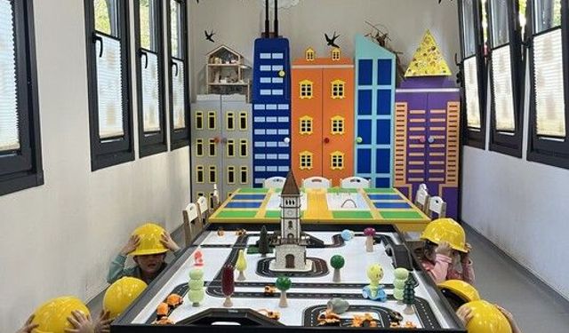 Minik mimarlara güvenli yapılar anlatıldı
