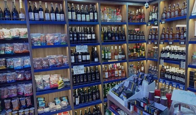 Tekeller Kaçta Kapanıyor? Tekel Bayi Çalışma Saatleri 2025